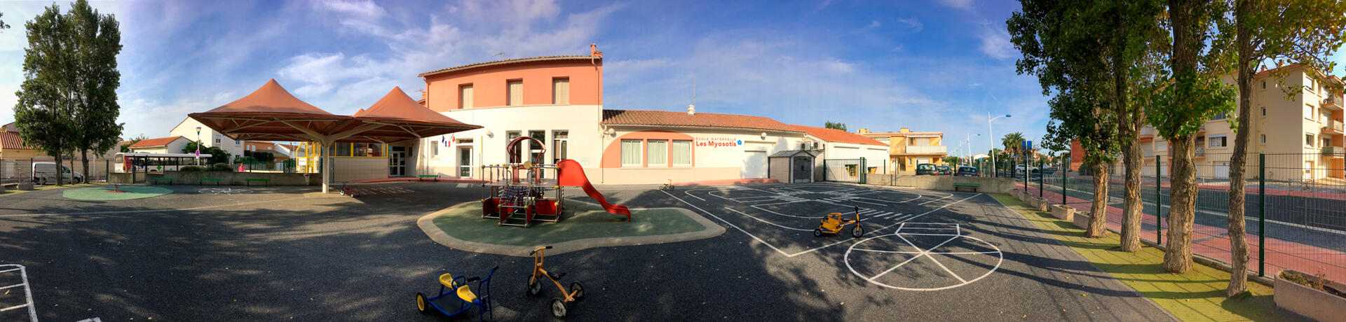 ECOLE MATERNELLE LES MYOSOTIS Canet en Roussillon ecole-maternelle-les-myosotis-canet-en-roussillon